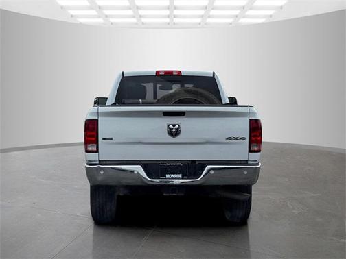 2018 RAM 2500 SLT Crew Cab 4x4 6'4' Box