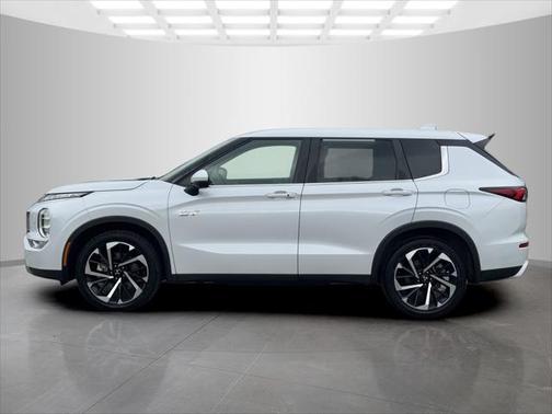 2023 Mitsubishi Outlander PHEV SE S-AWC