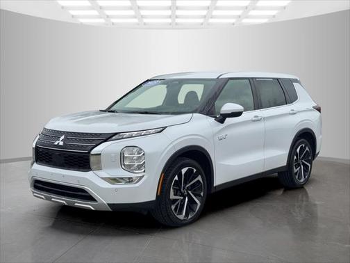 2023 Mitsubishi Outlander PHEV SE S-AWC