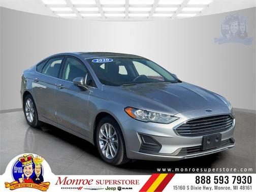2020 Ford Fusion SE