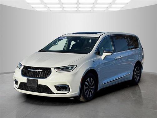 2022 Chrysler Pacifica Hybrid Limited