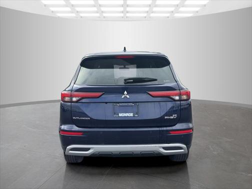 2023 Mitsubishi Outlander PHEV SE S-AWC
