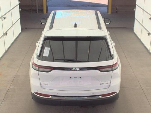 2023 Jeep Grand Cherokee Limited X