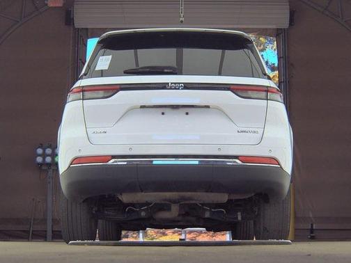2023 Jeep Grand Cherokee Limited X