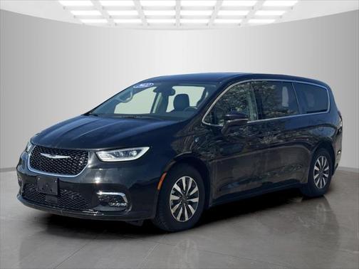 2022 Chrysler Pacifica Hybrid Touring L