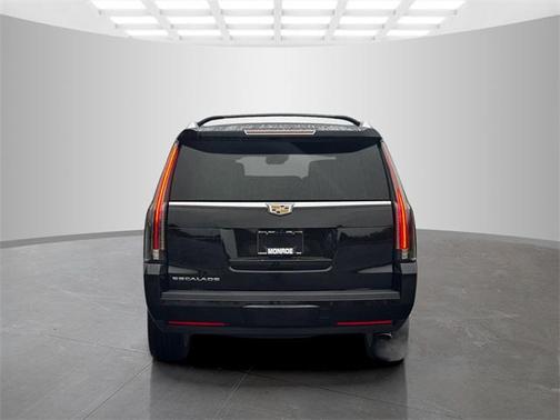 2017 Cadillac Escalade Platinum