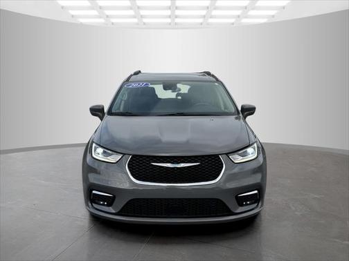 2021 Chrysler Pacifica Hybrid Touring L