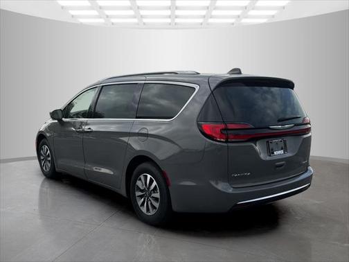 2021 Chrysler Pacifica Hybrid Touring L