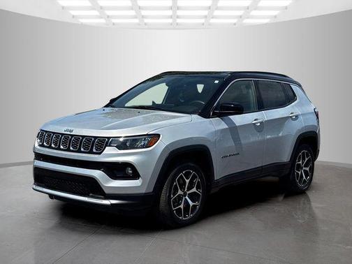 Silver Zynith Metallic Clearcoat 2025 Jeep Compass Limited