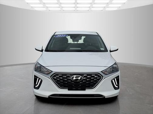 2022 Hyundai IONIQ Plug-In Hybrid SE