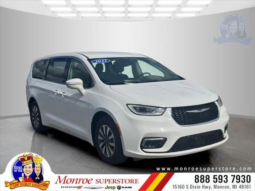 2022 Chrysler Pacifica Hybrid Touring L