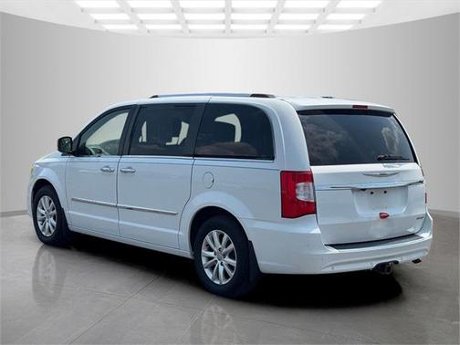 2015 Chrysler Town & Country Limited Platinum