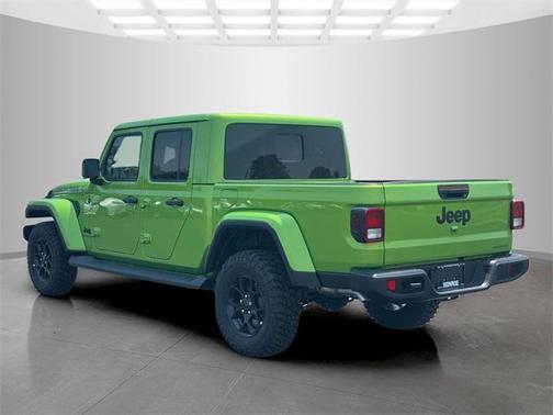 2025 Jeep Gladiator High Tide