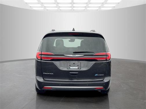 2021 Chrysler Pacifica Hybrid Touring L