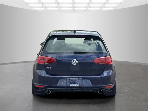 2015 Volkswagen Golf GTI 2.0T S 4-Door