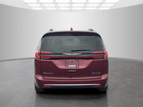 2021 Chrysler Pacifica L