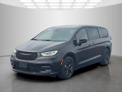 2022 Chrysler Pacifica Hybrid Touring L