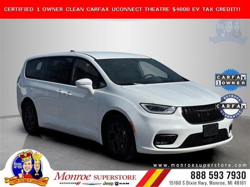 2022 Chrysler Pacifica Hybrid Touring L