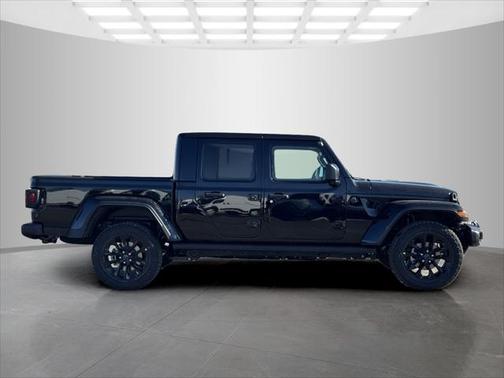 2025 Jeep Gladiator Nighthawk