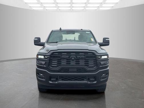 Ceramic Gray Clearcoat 2026 RAM 2500 Tradesman Crew Cab 4x4 6'4' Box