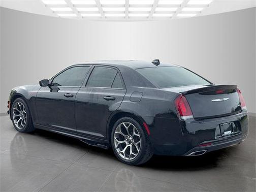 2018 Chrysler 300 S