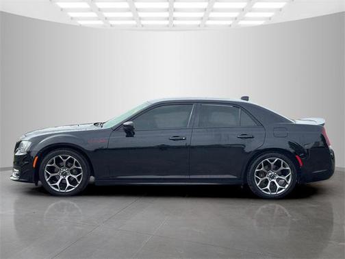 2018 Chrysler 300 S