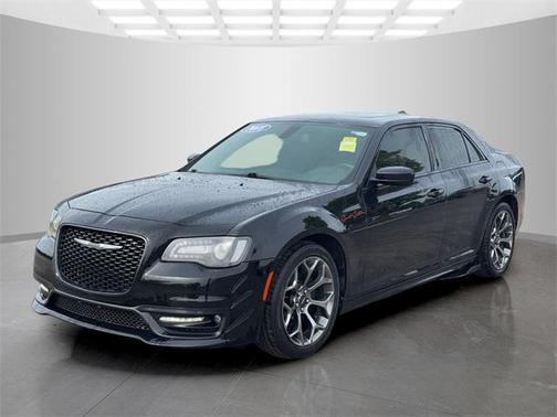 2018 Chrysler 300 S