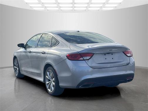 2016 Chrysler 200 S