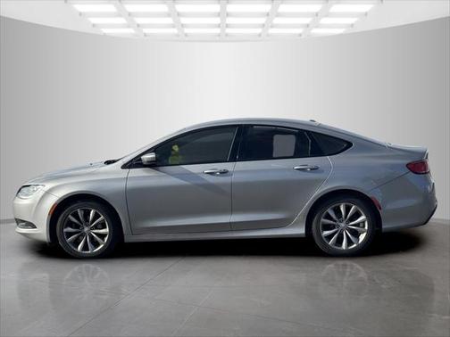 2016 Chrysler 200 S