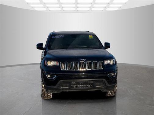 2022 Jeep Grand Cherokee Laredo