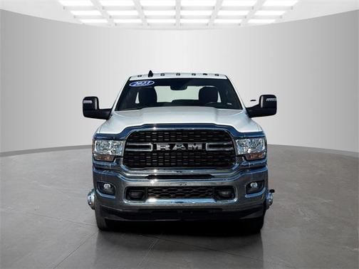 2023 RAM 3500 Big Horn Crew Cab 4x4 8' Box