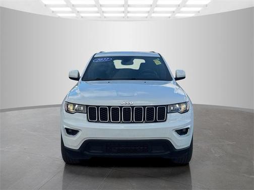 2022 Jeep Grand Cherokee Laredo