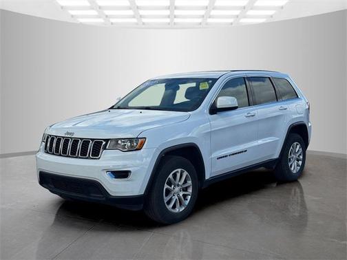2022 Jeep Grand Cherokee Laredo