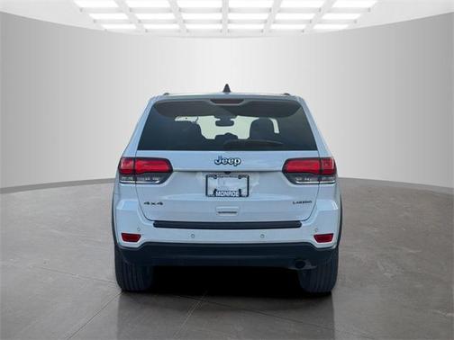 2022 Jeep Grand Cherokee Laredo