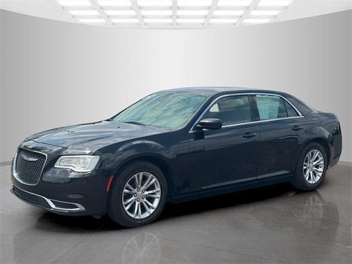 2017 Chrysler 300 Limited