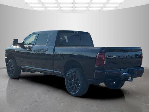 Diamond Black Crystal Pearlcoat 2026 RAM 3500 Laramie Mega Cab 4x4 6'4' Box