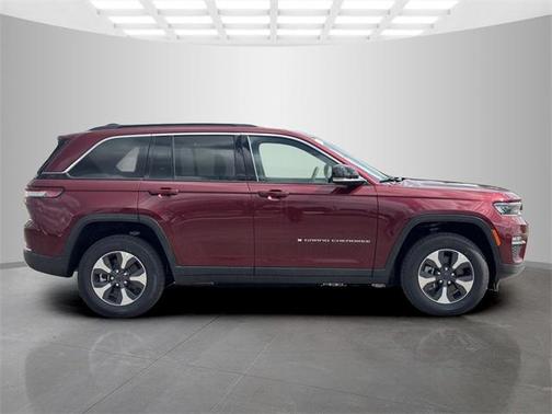 2025 Jeep Grand Cherokee 4xe Base