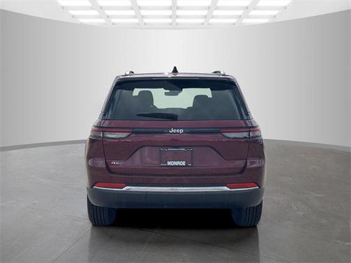2025 Jeep Grand Cherokee 4xe Base