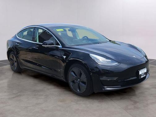 Solid Black 2019 Tesla Model 3 Standard Range
