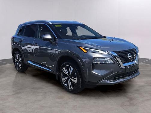Gun Metallic 2022 Nissan Rogue SL