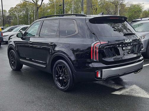 Ebony Black 2023 Kia Telluride SX Prestige X-Line