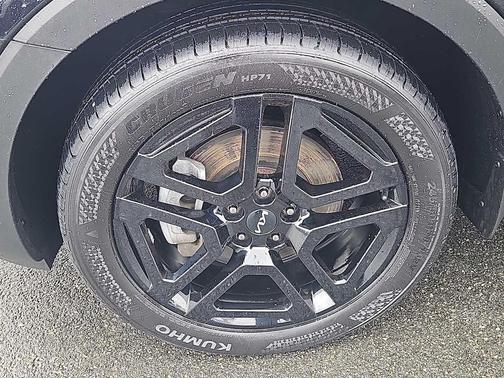 Ebony Black 2023 Kia Telluride SX Prestige X-Line