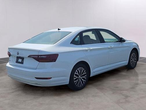 Pure White 2019 Volkswagen Jetta 1.4T SE