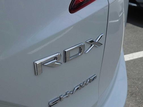 Platinum White Pearl 2023 Acura RDX Technology Package
