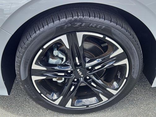 Wolf Gray 2024 Kia K5 GT-Line