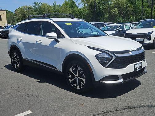 Snow White Pearl 2023 Kia Sportage Hybrid EX