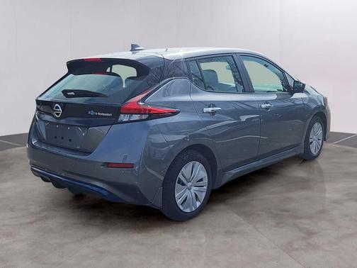 2022 Nissan Leaf S 40 kWh