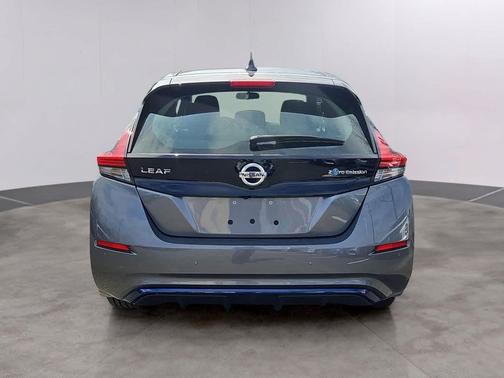 2022 Nissan Leaf S 40 kWh