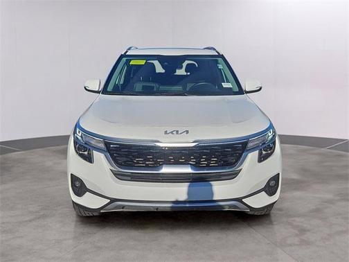 2023 Kia Seltos EX