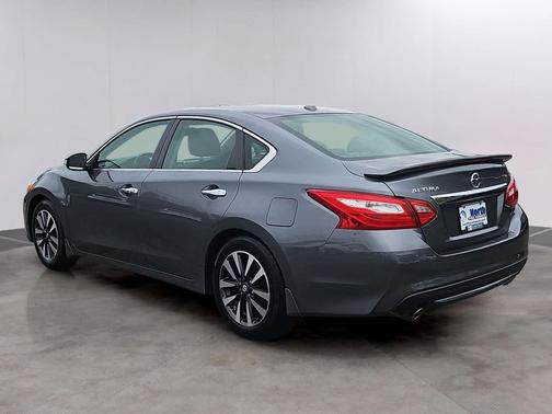 Gun Metallic 2016 Nissan Altima 2.5 SL